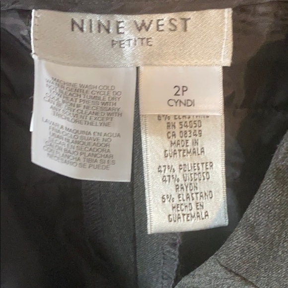 Nine West Cyndi Grey Pants Stretch Size 2P NWT - Picture 6 of 7